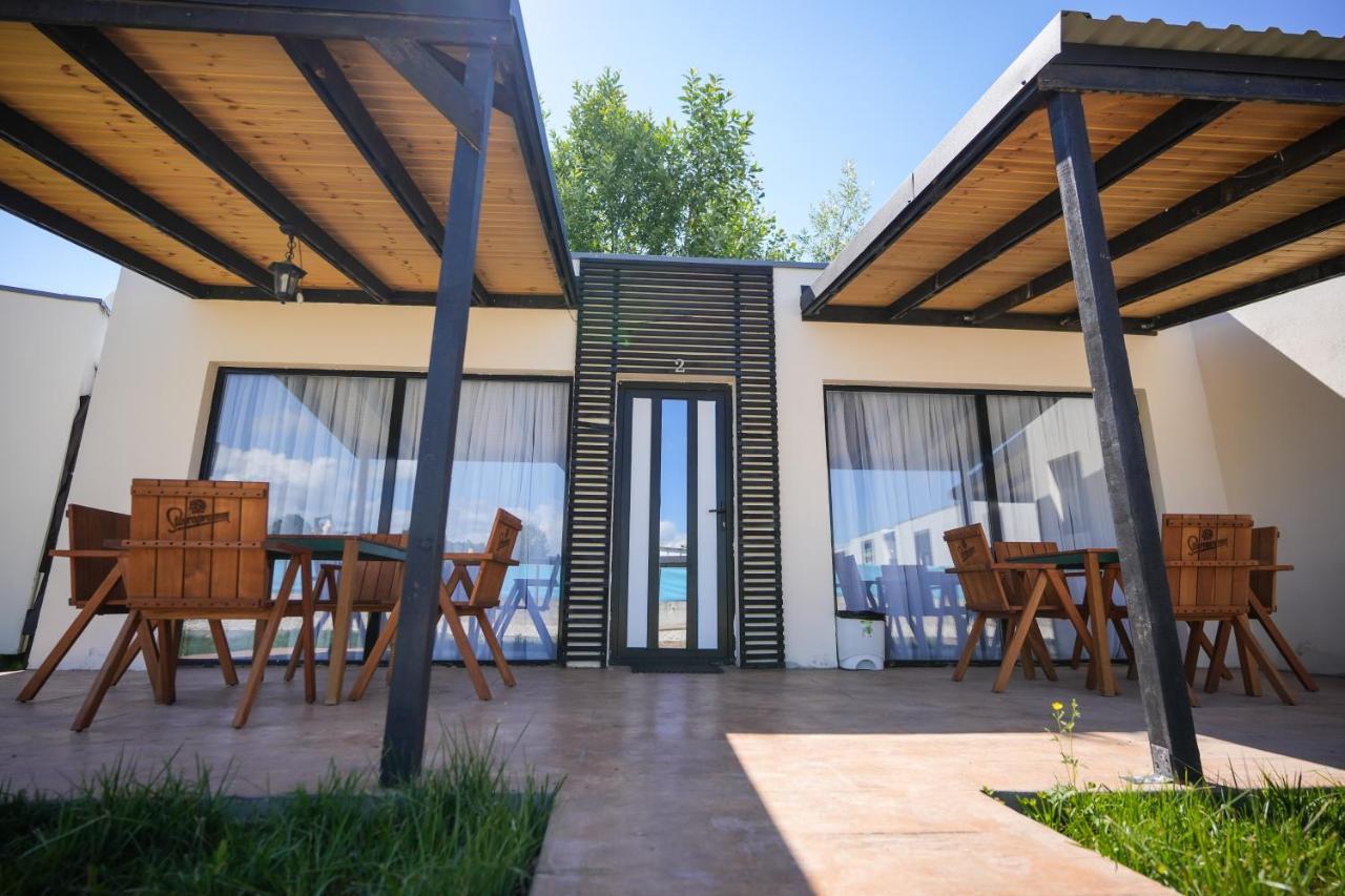 Вілла Bungalowuri "Doi Cocosi " Хорезу Екстер'єр фото