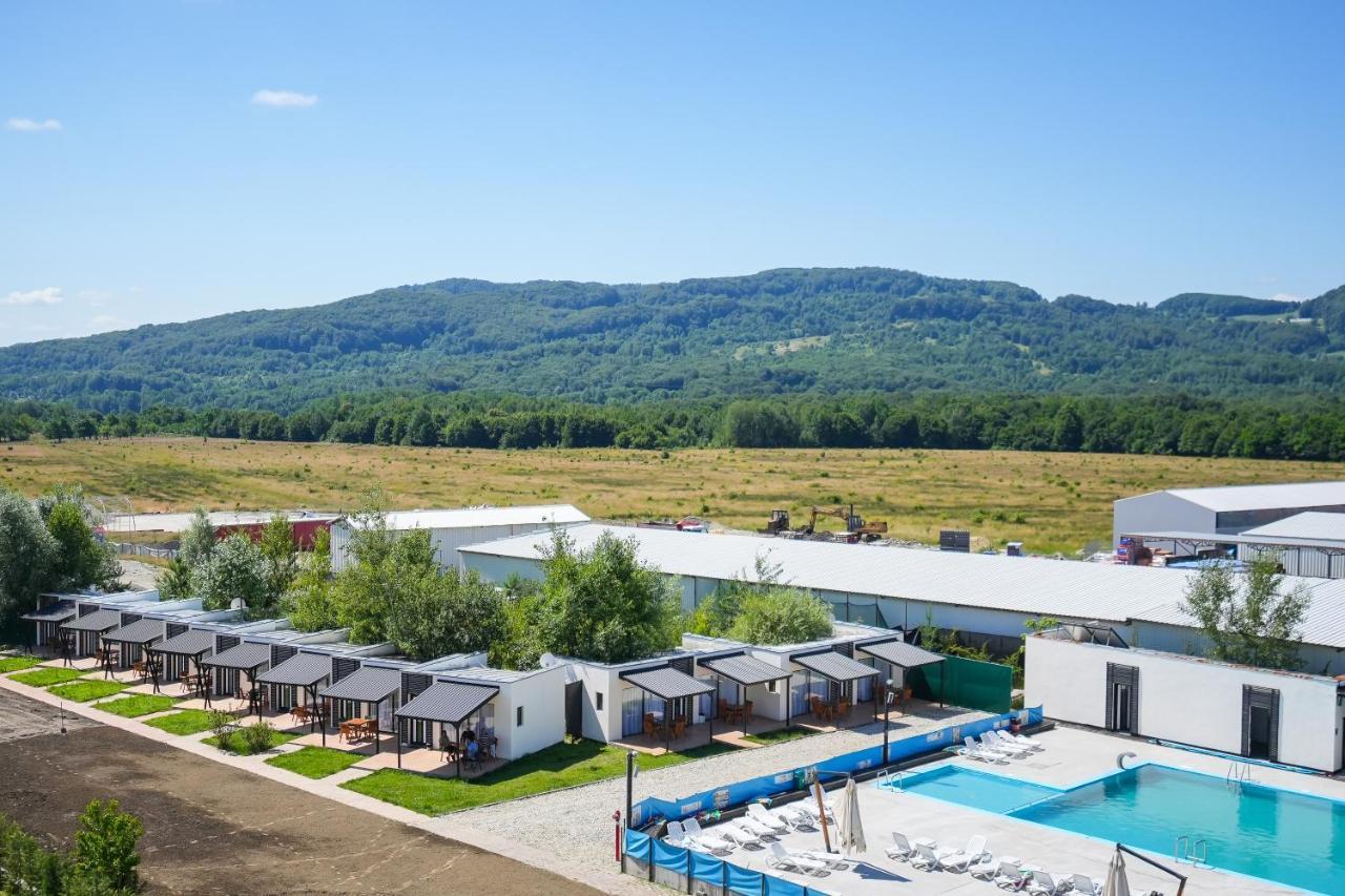 Вілла Bungalowuri "Doi Cocosi " Хорезу Екстер'єр фото