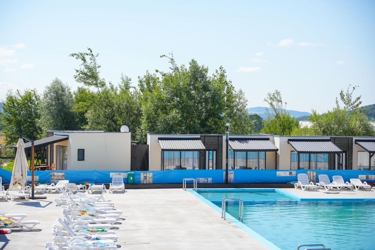 Вілла Bungalowuri "Doi Cocosi " Хорезу Екстер'єр фото