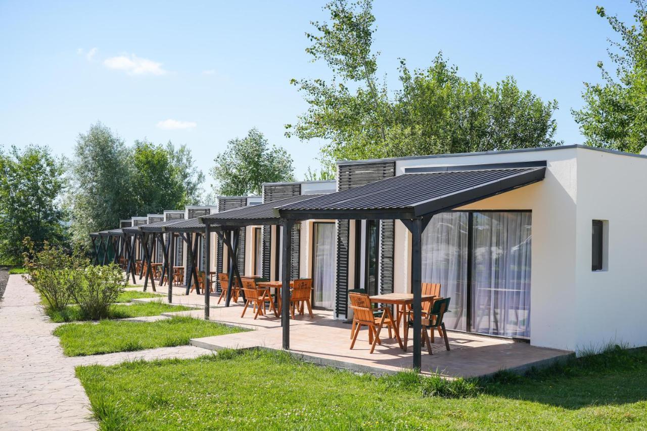 Вілла Bungalowuri "Doi Cocosi " Хорезу Екстер'єр фото